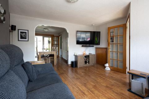 Ranfurly Gardens, Kirkcaldy... 3 bed detached house for sale