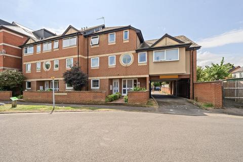 Slough,  Berkshire,  SL1,  SL1 2 bed flat for sale