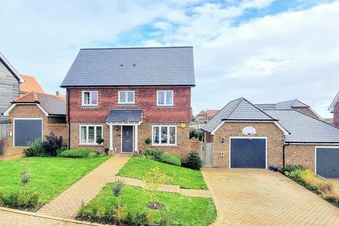 Town Wood Close, Lindfield, RH16 4 bed detached house for sale