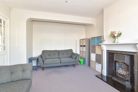 Edison Road, Welling, Kent 3 bed semi