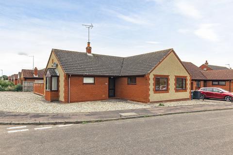 Holt 3 bed bungalow for sale