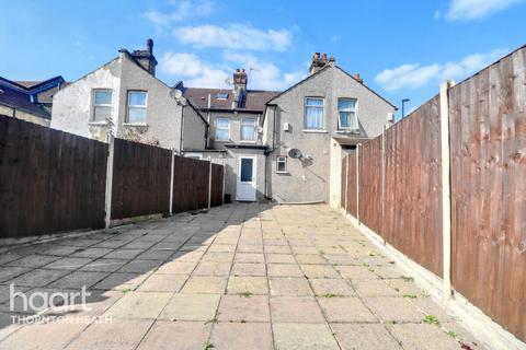 Brigstock Road, Thornton Heath 3 bed terraced house for sale