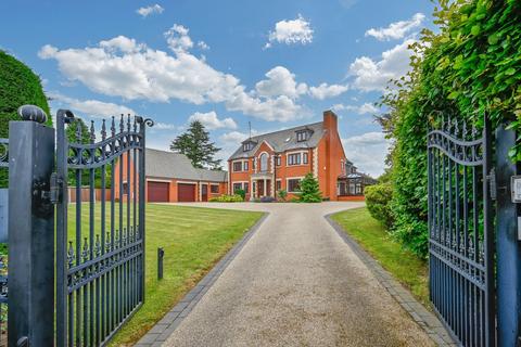 Knowle Road, Stafford ST17 6 bed detached house for sale