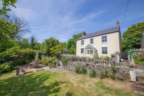 Near Kingsbridge TQ7 4 bed detached house for sale