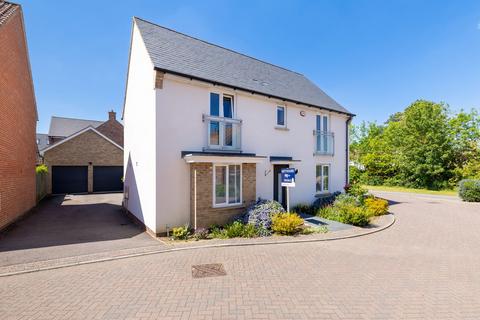 Adams Drive, St. Ives PE27 4 bed detached house for sale