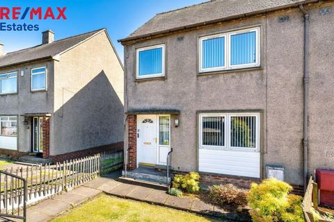 Burnsknowe, Livingston EH54 3 bed semi