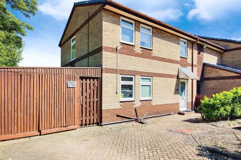 Hillary Close, Stamford PE9 3 bed end of terrace house for sale