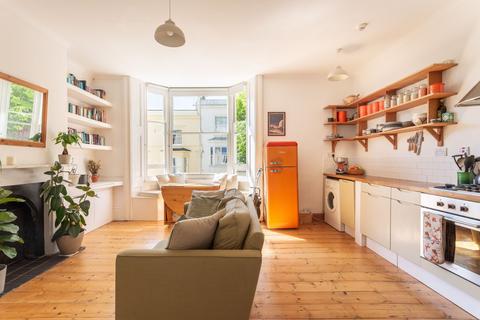 York Road, Hove 2 bed apartment for sale