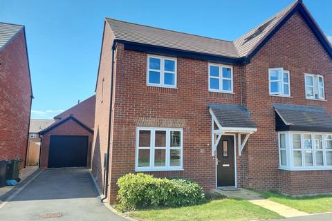 3 bedroom semi-detached house for sale