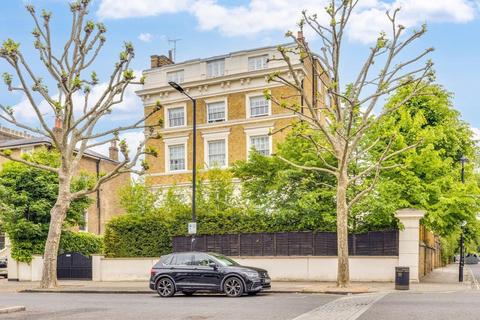 Spencer Court, Marlborough Place, St... 3 bed apartment for sale