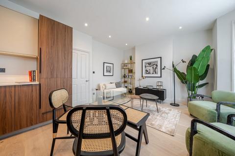 Ravenslea Road, Balham SW12 2 bed flat for sale