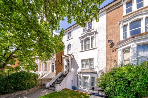 Widmore Road, Bromley 1 bed flat for sale