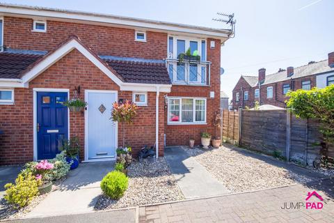 Merefield Close, Hindley, WN2 2 bed apartment for sale