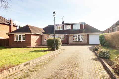Lichfield Road, Wolverhampton 4 bed detached house for sale