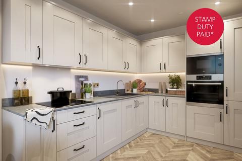Garratt Lane, Earlsfield, London, SW18 2 bed flat for sale