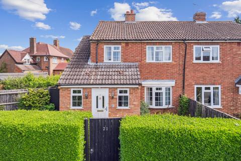 Layters Close, Gerrards Cross SL9 3 bed semi