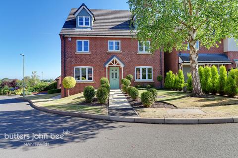 Moat Lane, Crewe 5 bed detached house for sale