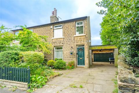 Wyvern Avenue, Marsh, Huddersfield, HD3 3 bed semi