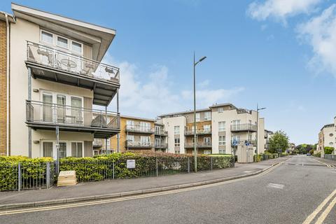 Hydro House, Chertsey KT16 2 bed apartment for sale