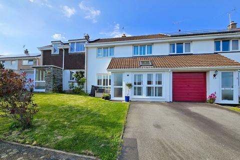 Lower Fairfield, Saltash PL12 3 bed terraced house for sale