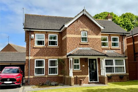 Sellers Drive, Leconfield, HU17 7NA 4 bed detached house for sale