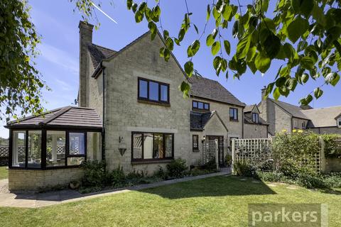 Crawley Road, Witney, Oxfordshire, OX28 5 bed detached house for sale