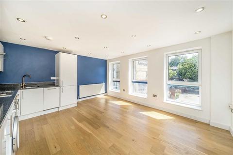 Greenwich High Road, London SE10 1 bed flat for sale