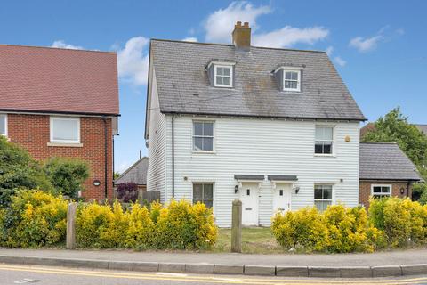 The Street, Sittingbourne ME9 3 bed semi