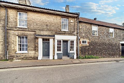 Magdalen Street, Thetford, IP24 2 bed terraced house for sale