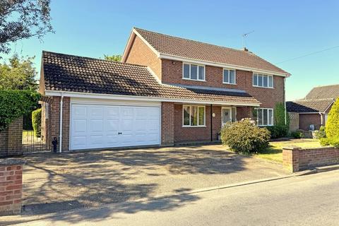 Botesdale 4 bed detached house for sale