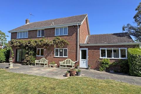 Botesdale 4 bed detached house for sale