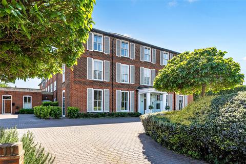Newark Lane, Ripley, Surrey, GU23 1 bed flat for sale