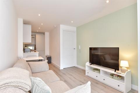 Columbia House, Worthing BN13 1 bed flat for sale