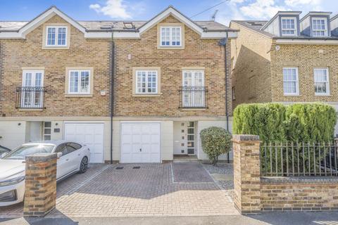 Dorset Road, Windsor 4 bed end of terrace house for sale