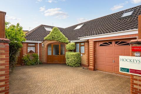 Sherbourne Close, Cambridge, CB4 3 bed detached bungalow for sale