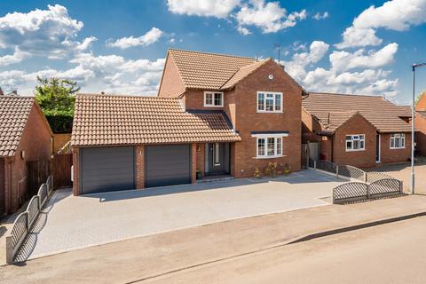 Hollies Walk, Wootton, Bedford, MK43 4 bed detached house for sale