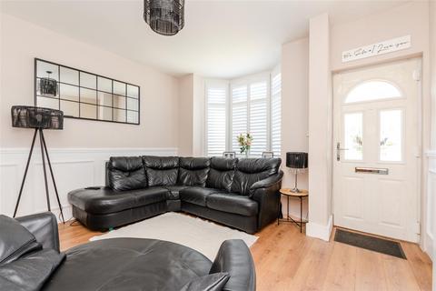 Erith Road, Bexleyheath DA7 3 bed end of terrace house for sale