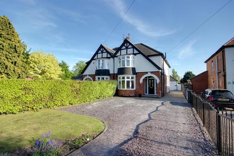Southwood Road, Cottingham 3 bed semi