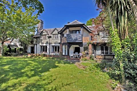 Torquay, Devon TQ1 5 bed detached house for sale