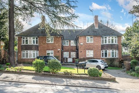Upper Brighton Road, Surbiton KT6 2 bed maisonette for sale