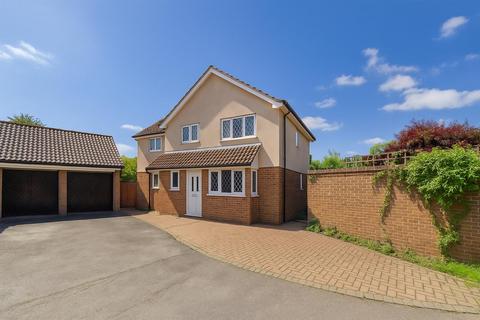 Pampas Close, Colchester 4 bed detached house for sale