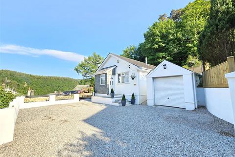 The Square, Gunnislake 3 bed detached bungalow for sale