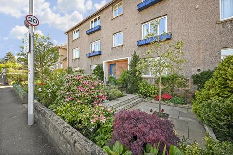 15/5 Warriston Drive, Edinburgh, EH3 5LY 4 bed flat for sale