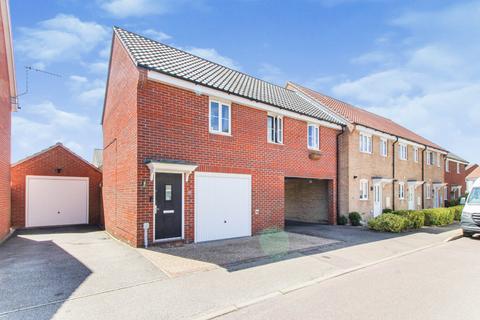 Tamarisk Drive, Great Yarmouth NR30 1 bed semi