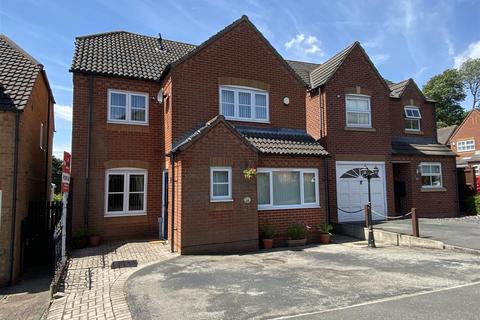 Bretby Hollow, Newhall, Swadlincote DE11 3 bed detached house for sale