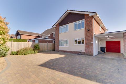 Edwards Close, Waterlooville, PO8 4 bed detached house for sale