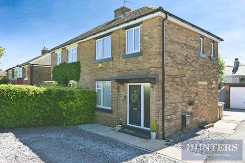 Moorside Gardens, Bradford 3 bed semi