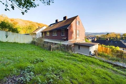 Woodside, Welshpool, SY21 7NG 3 bed semi