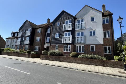 Queen Street, Arundel BN18 2 bed apartment for sale