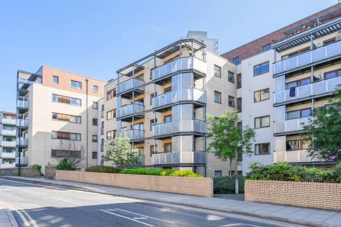 51 Campbell Road, London E3 1 bed flat for sale